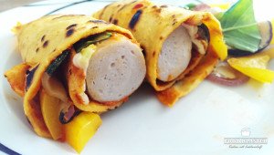 Pfannkuchen aus Maismehl gerollt